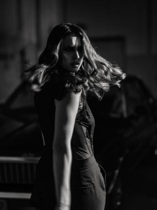 BLACK GARAGE