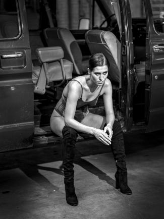 BLACK GARAGE