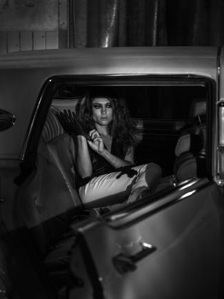 BLACK GARAGE